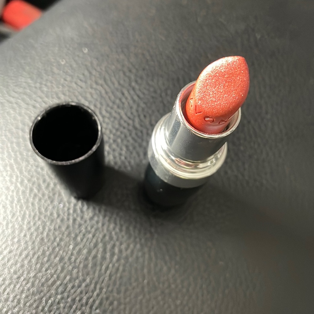 AVON LIPSTICK